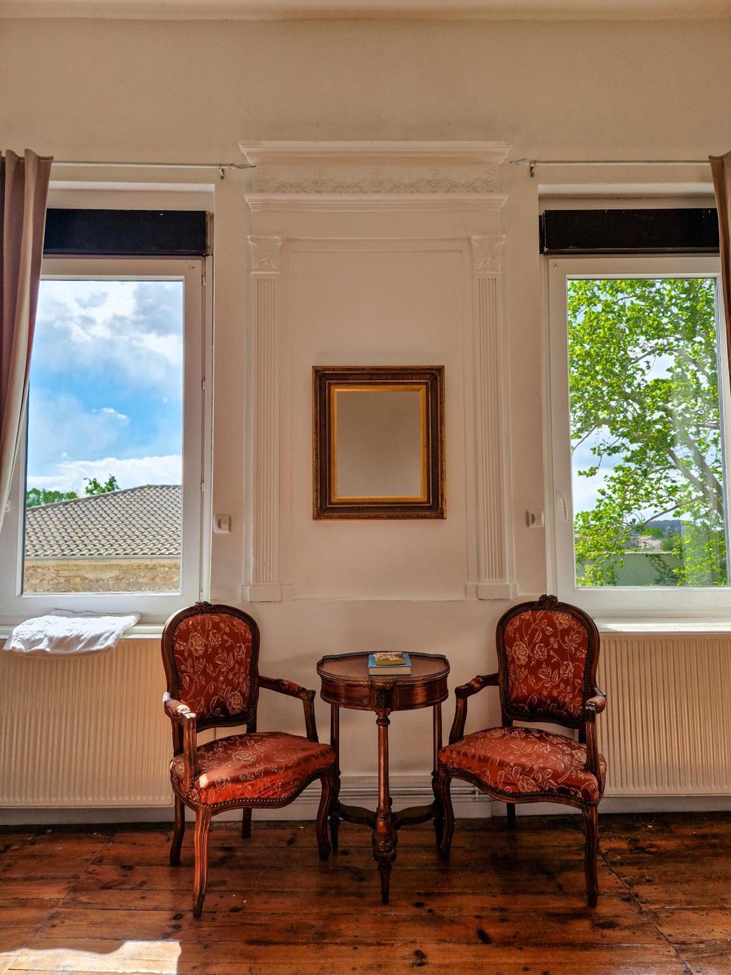 Le Manoir De Lisle 호텔 외부 사진