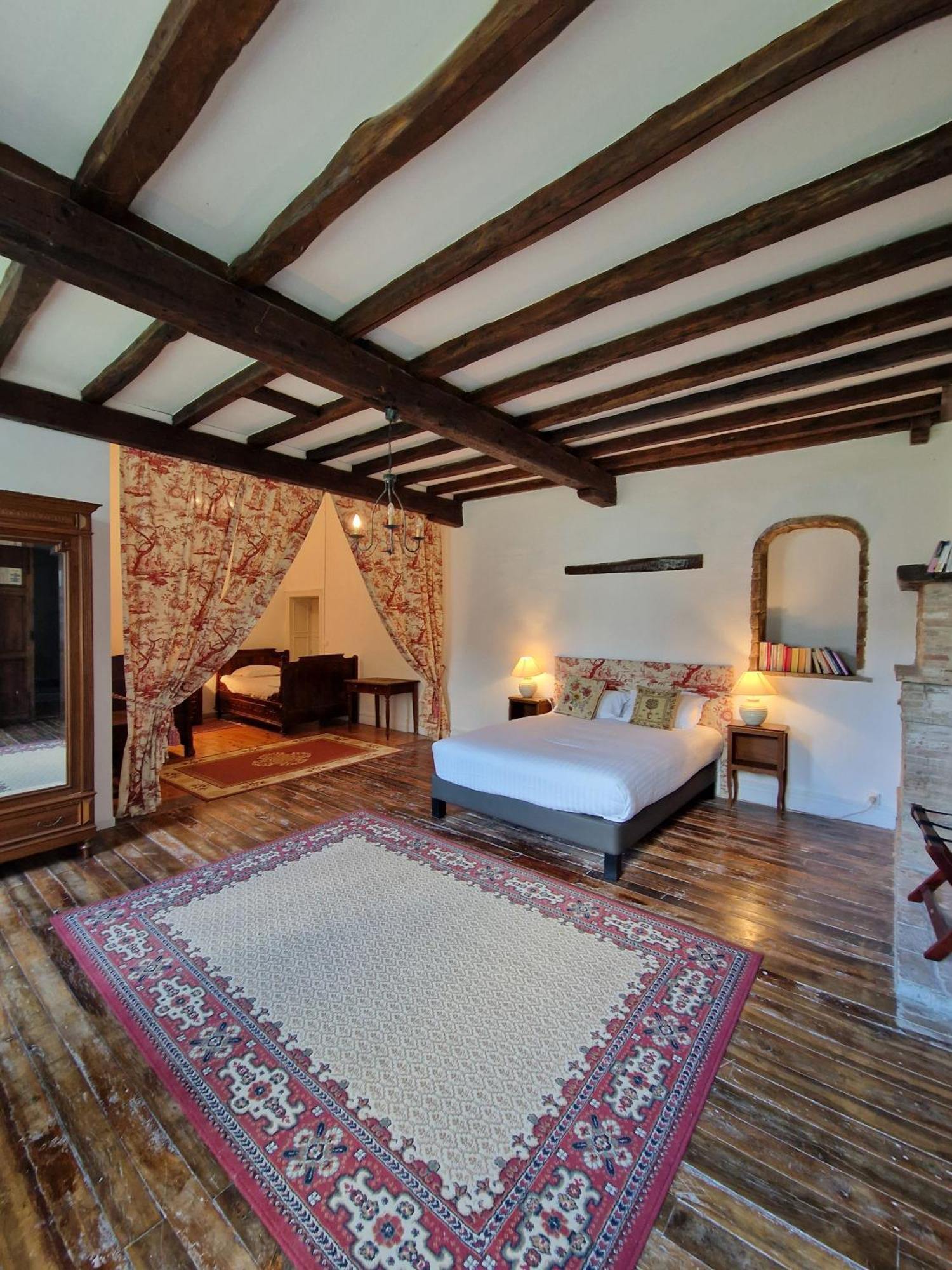 Le Manoir De Lisle 호텔 외부 사진