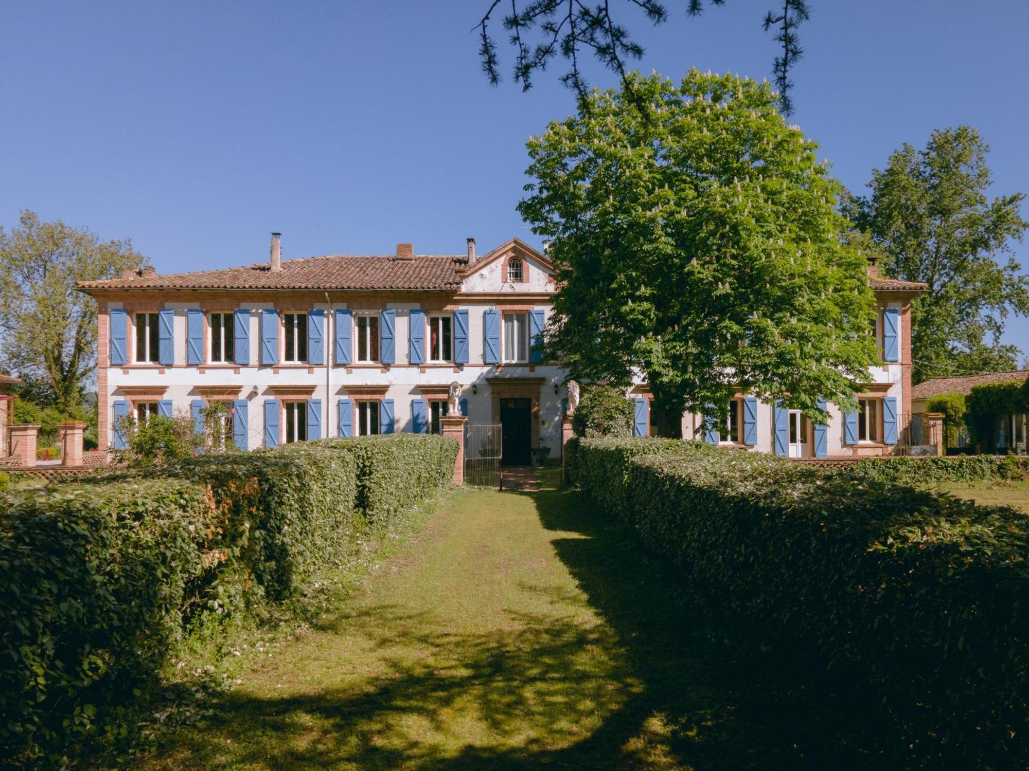 Le Manoir De Lisle 호텔 외부 사진