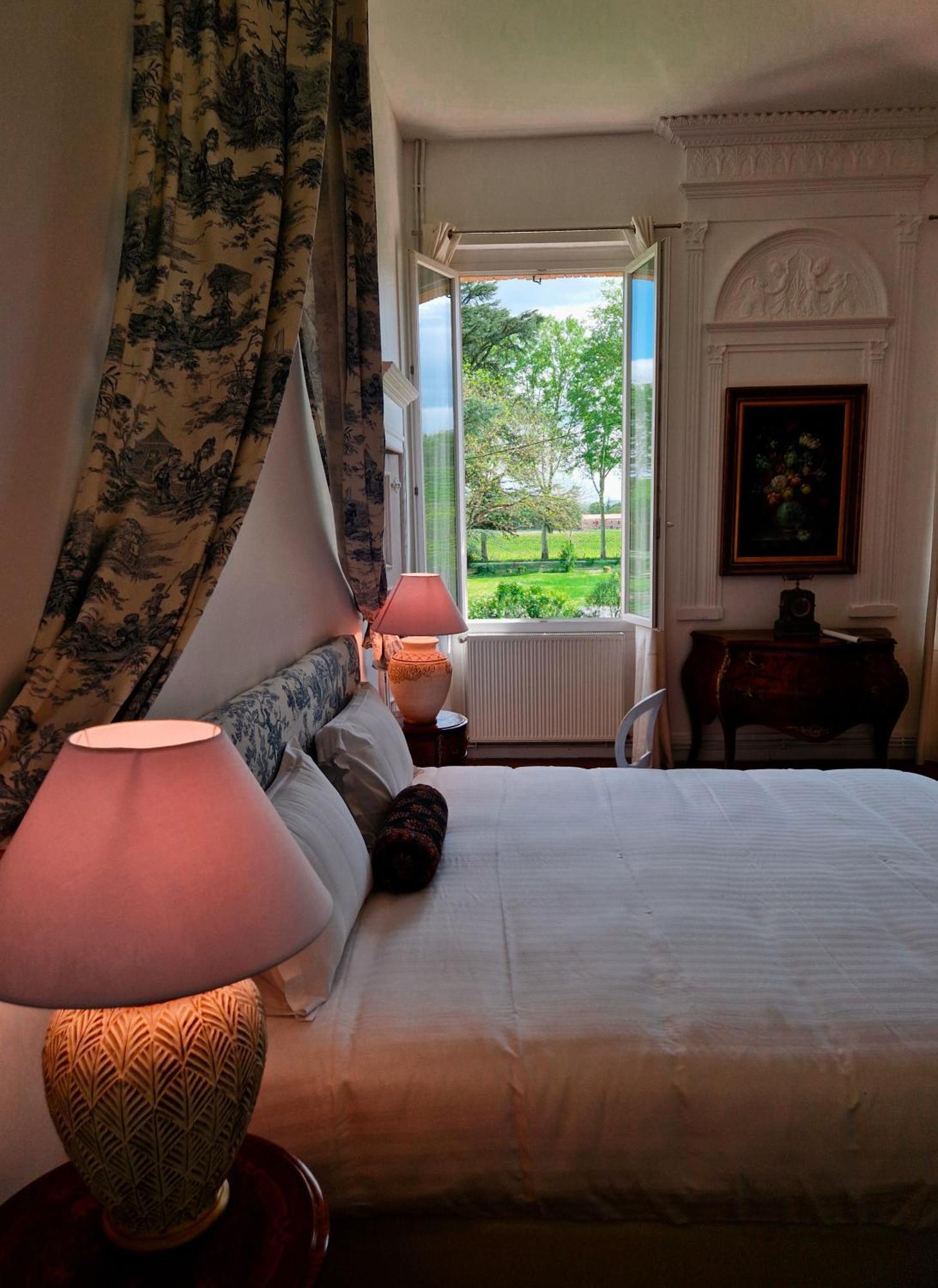 Le Manoir De Lisle 호텔 외부 사진