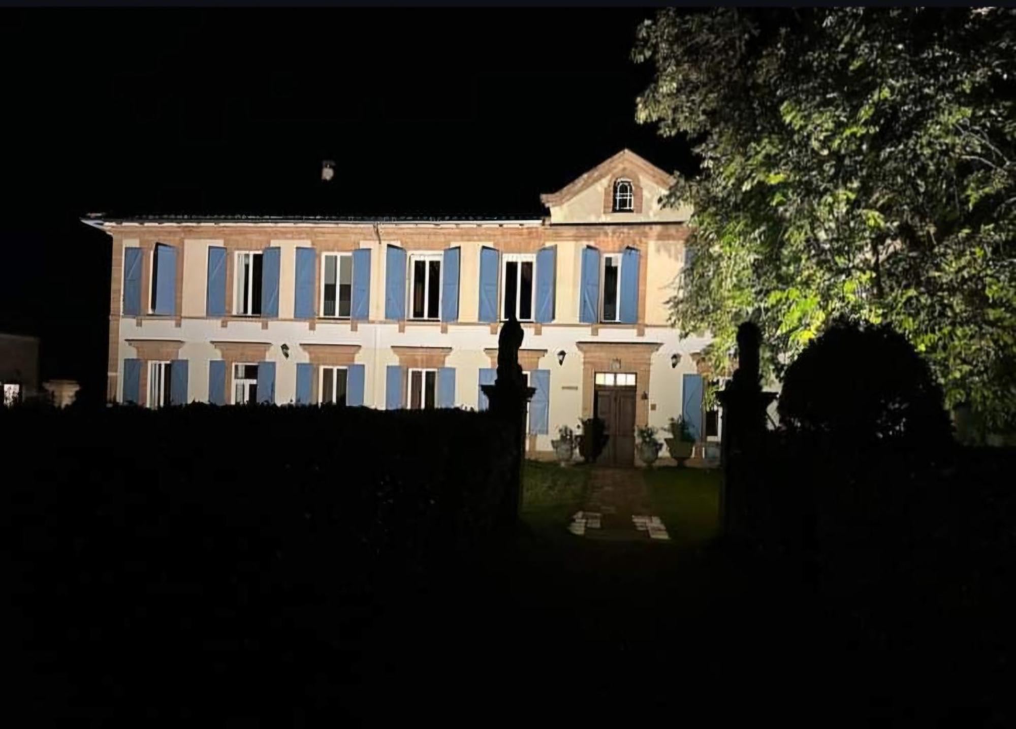 Le Manoir De Lisle 호텔 외부 사진